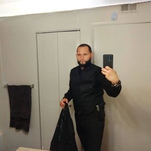 Meet your Posher, Jonathan